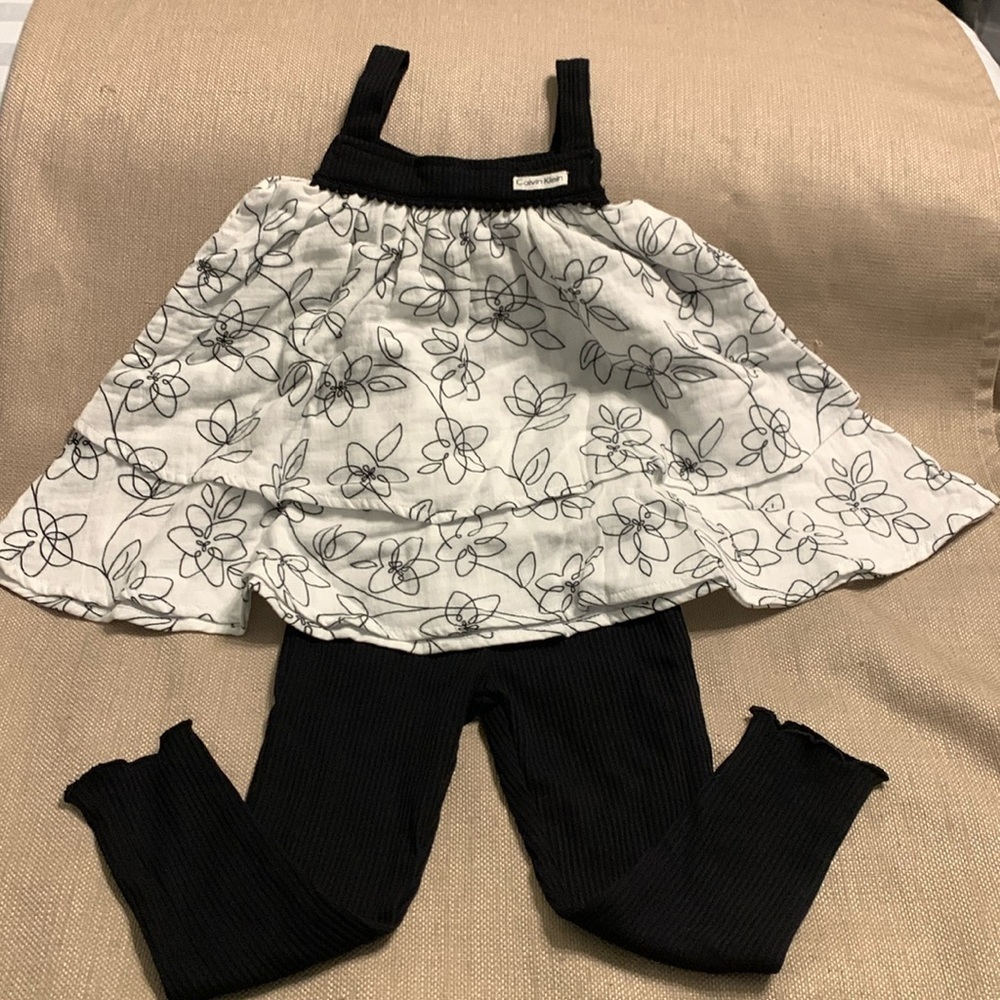 Calvin Klein 2Piece Floral Tunic & Leggings